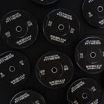 black rubber bumper plates